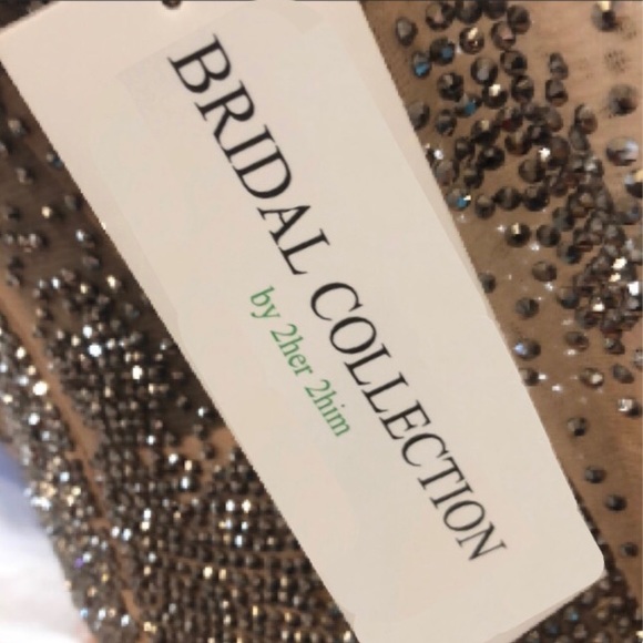 Champagne special occasion dress with sequins - Picture 6 of 6